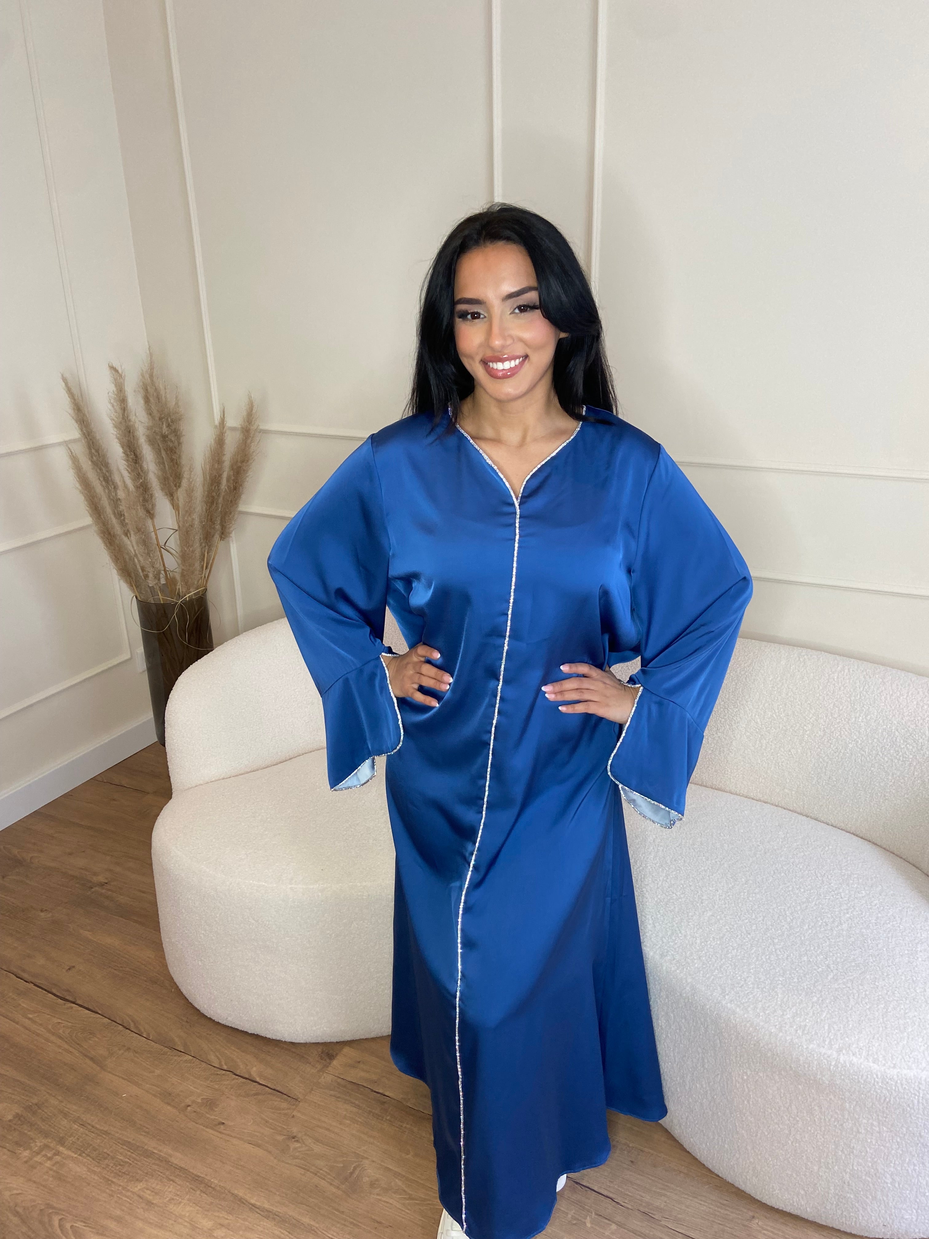 Festliches Kleid in blau