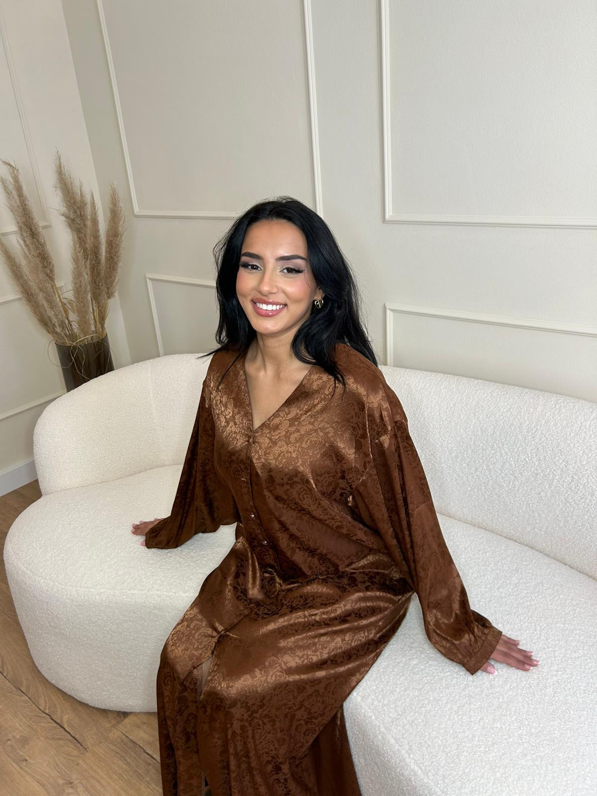 Kleid mit Blumenprint in verschiedenen Farben