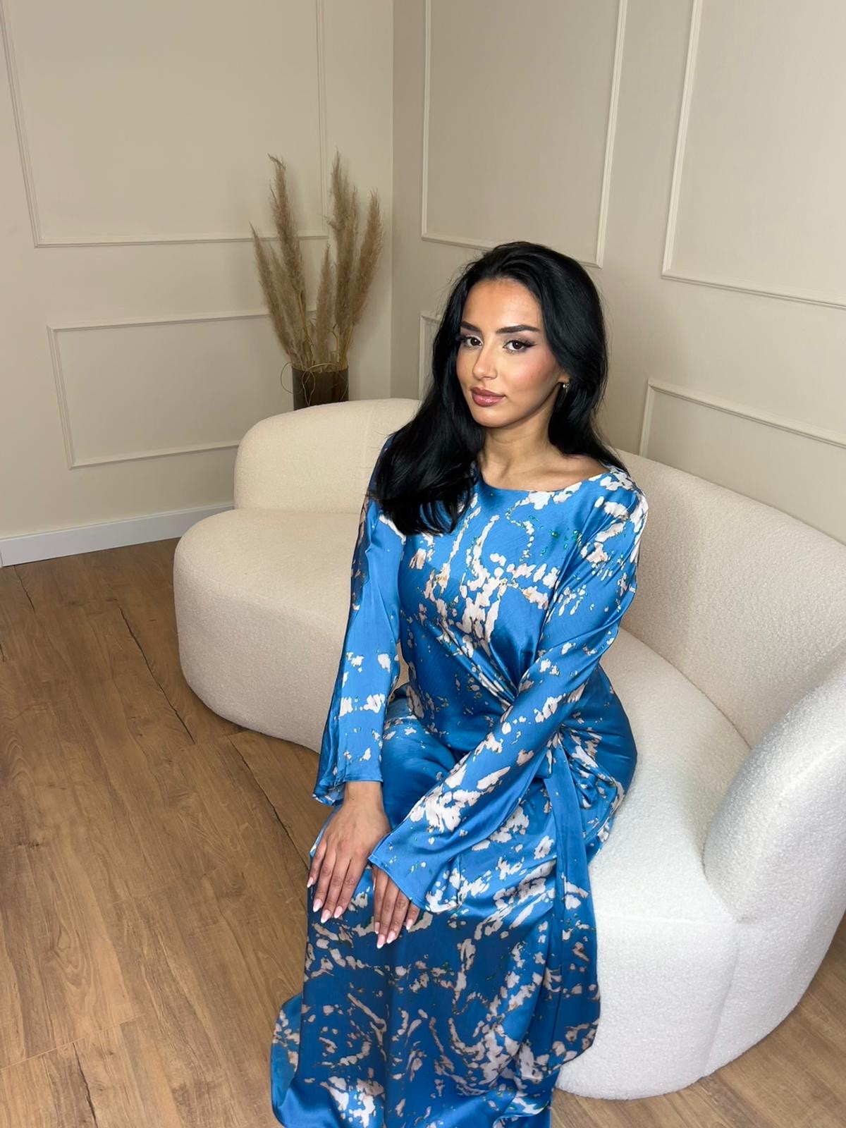 Sommerkleid in blau gemustert